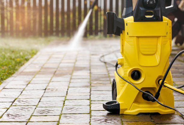 Best Sign and Awning Cleaning  in West Lealman, FL