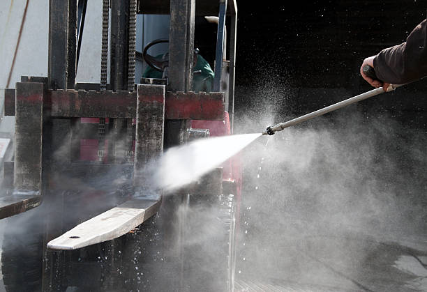 Post-Construction Pressure Washing in West Lealman, FL